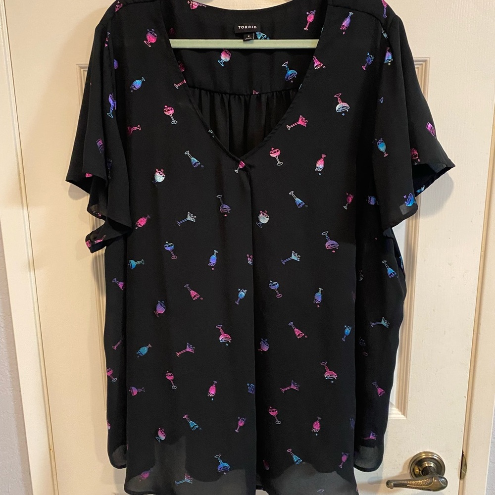 Torrid Black Shimmer Cocktail Print Women's Top